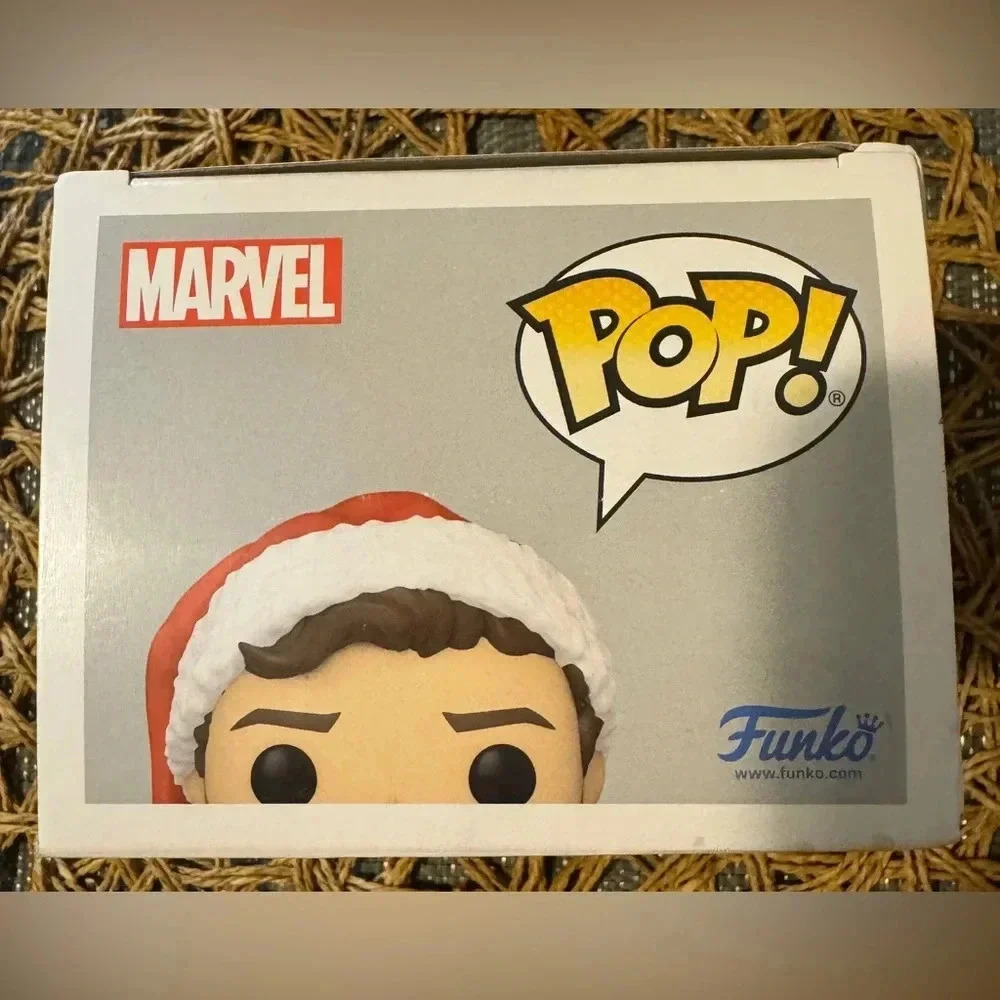 Funko POP Guardians of The Galaxy Holiday Special Star-Lord Vinyl Figure #1104 - Picture 4 of 4
